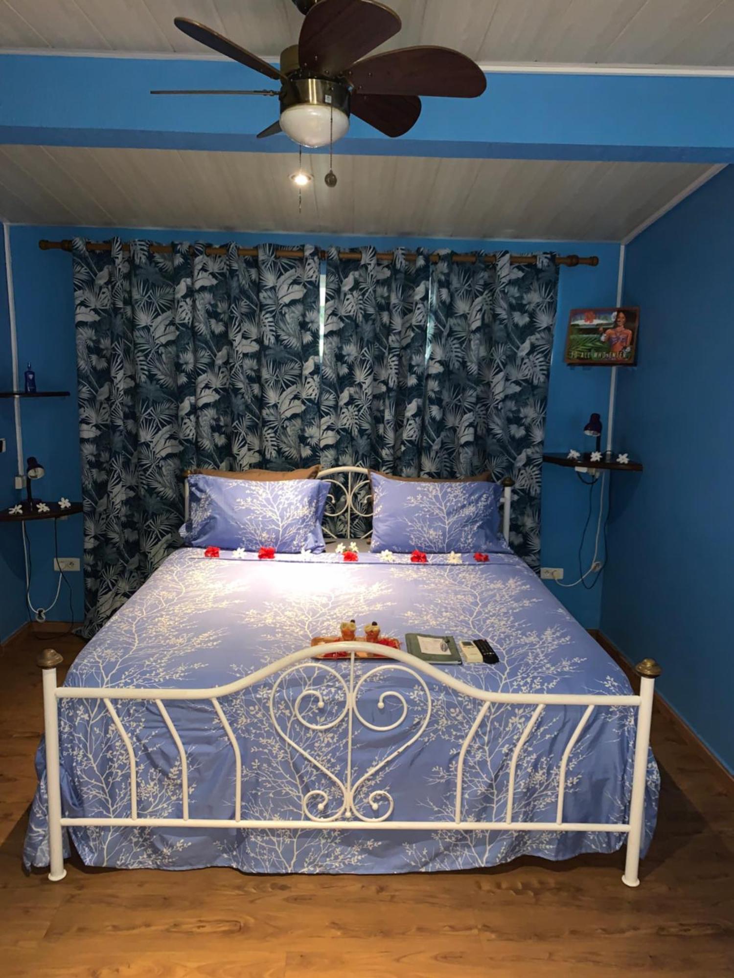 A Tomo Mai Homestay, Close To Airport, Private Bathroom Free Parking And Wifi With High Connection And Breakfast Optional Faaa Ngoại thất bức ảnh