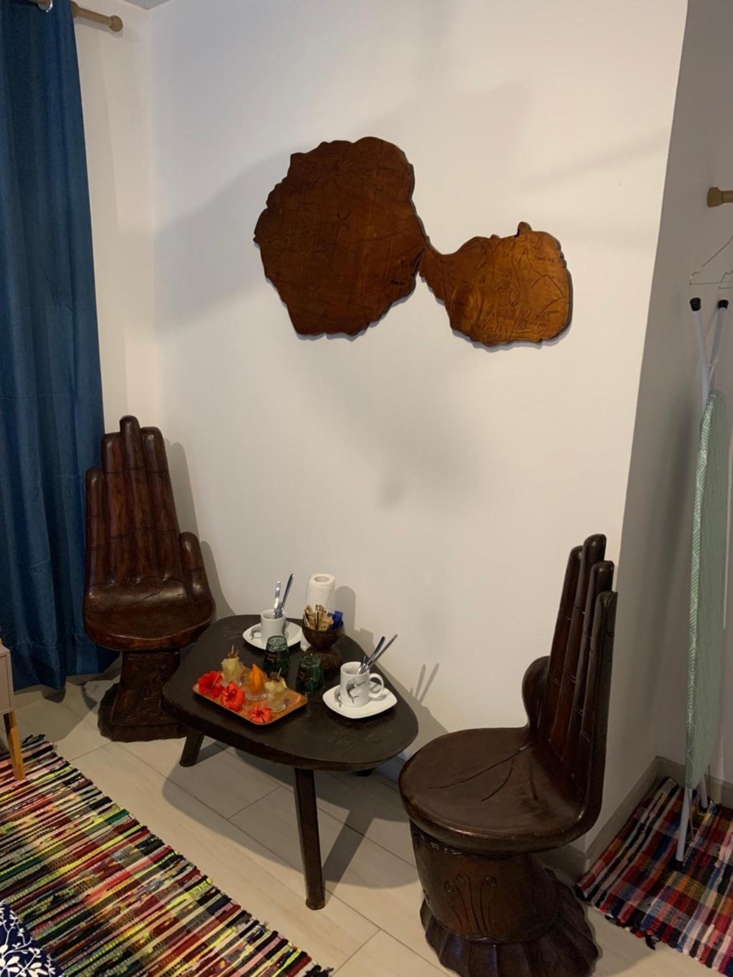 A Tomo Mai Homestay, Close To Airport, Private Bathroom Free Parking And Wifi With High Connection And Breakfast Optional Faaa Ngoại thất bức ảnh