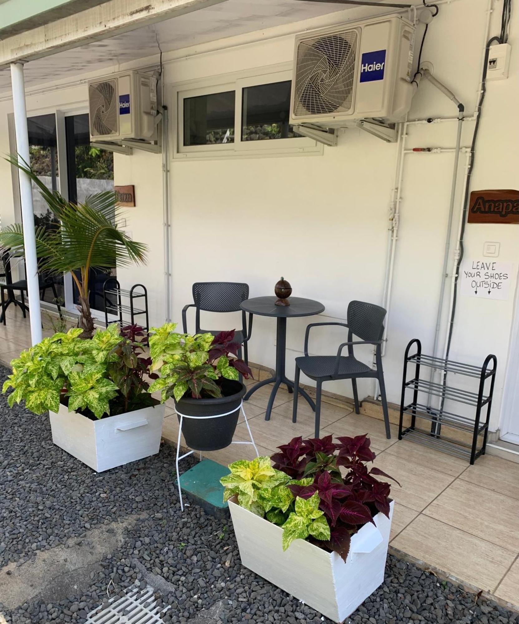 A Tomo Mai Homestay, Close To Airport, Private Bathroom Free Parking And Wifi With High Connection And Breakfast Optional Faaa Ngoại thất bức ảnh