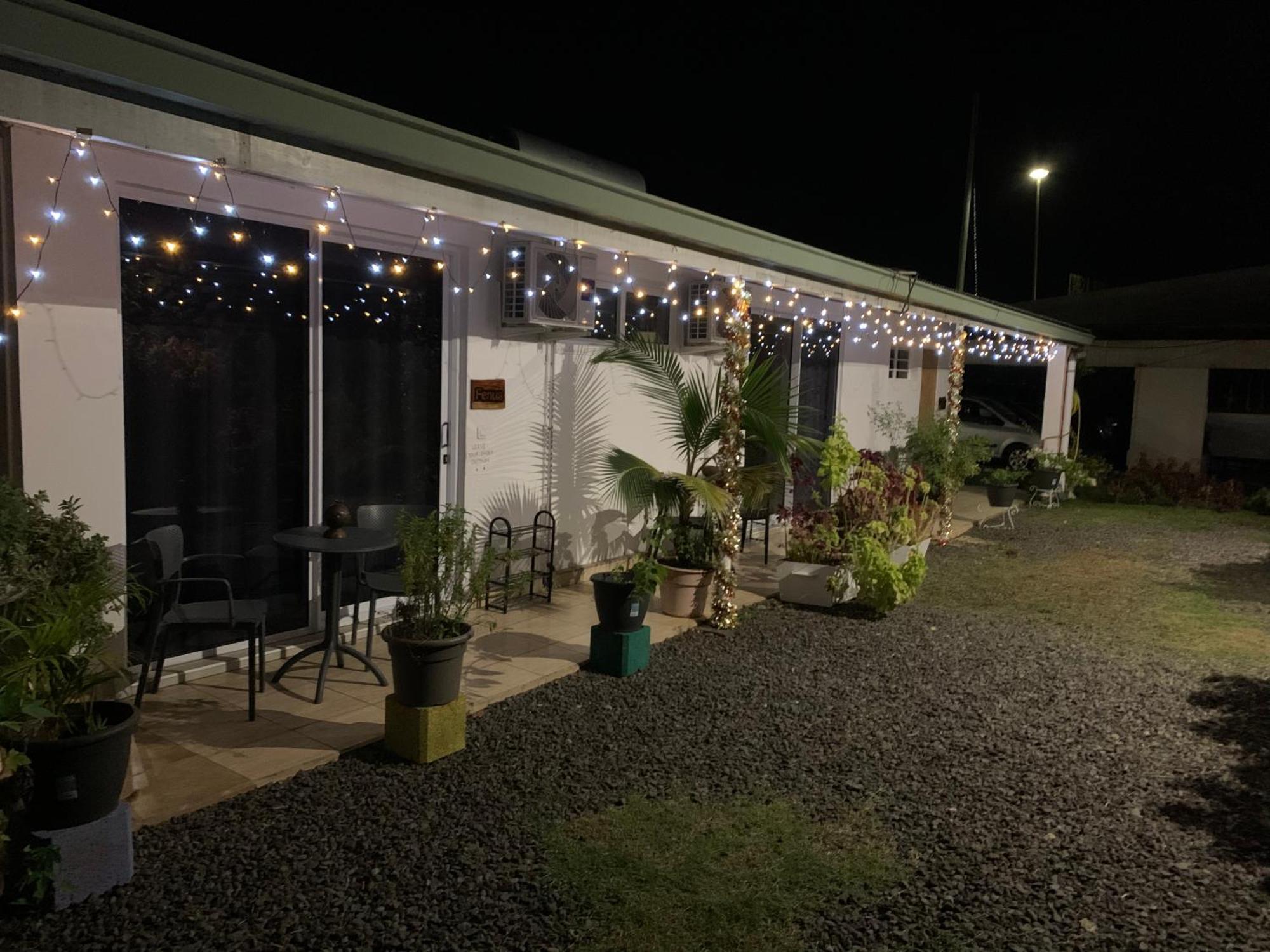A Tomo Mai Homestay, Close To Airport, Private Bathroom Free Parking And Wifi With High Connection And Breakfast Optional Faaa Ngoại thất bức ảnh